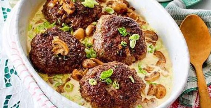 Ofenfrikadellen in Champignon Rahm Ofenfrikadellen in Champignon Rahm