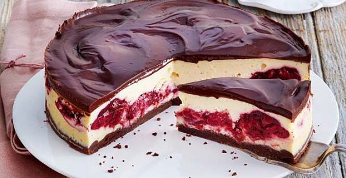 Schwarzwälder-Käse-Torte