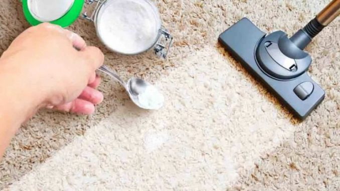 Mit 1 Esslöffel davon reinigen Sie Ihre Teppiche gründlich: kein Staub mehr