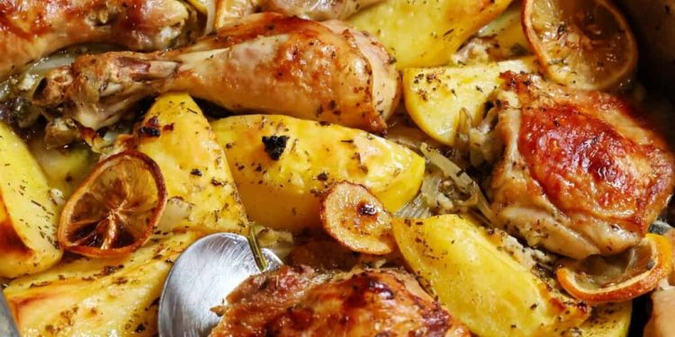 Griechisches Hähnchen mit Kartoffeln