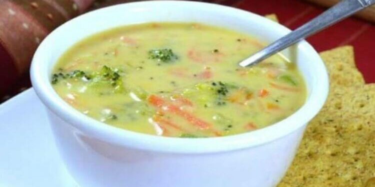 Die 3-Tage-Detox-Suppe, die Entzündungen, Bauchfett und Krankheiten reinigt und bekämpft. Iss so viel du willst