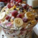 Banana Split mit 200g Quark und 150 g Himbeeren