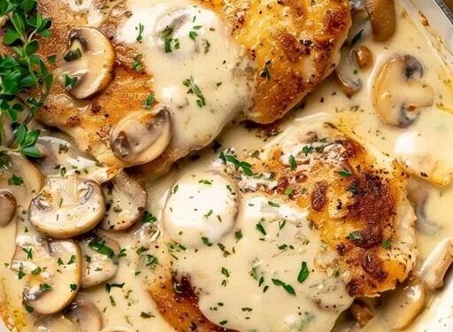 Gratinierte Hähnchenfilets mit 450 g Champignons & 100 g Goudakäse
