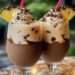Schokoladen-Piña-Colada mit Kahlua-Creme-Zuckerguss