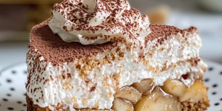 Apfel-Mandel-Torte mit Zimtcreme