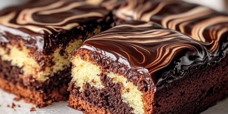 Marmorkuchen vom Blech – Saftig & Schnell!