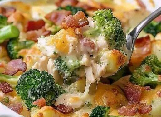 Kartoffelauflauf mit 1 Kopf Brokkoli in leckere Sahnesauce