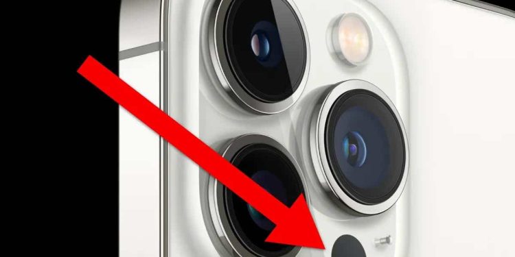Das Geheimnis hinter dem winzigen schwarzen Punkt neben Ihrer iPhone-Kamera