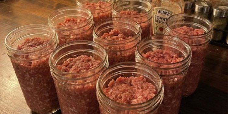 Eine anfängerfreundliche Anleitung zum Einkochen von hausgemachtem Hackbraten im Schnellkochtopf