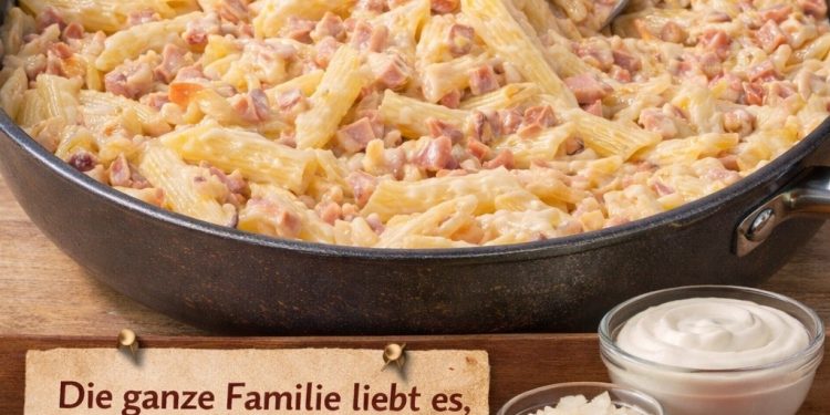 Schinken-Nudeln mit Schmand