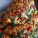 Gefüllte Hähnchenbrust mit gerösteten Paprika, Spinat und Mozzarella