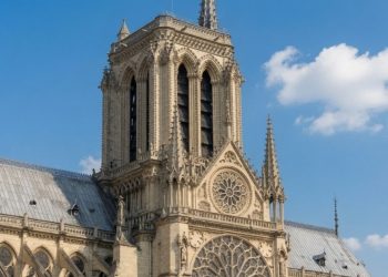 Vorfall in Notre-Dame bewegt Menschen in Paris und weltweit
